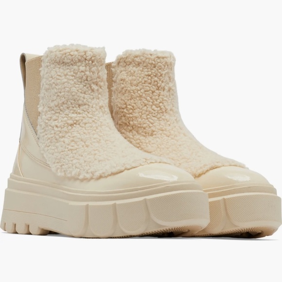 Sorel Caribou X Waterproof Chelsea Boot - Picture 2 of 11